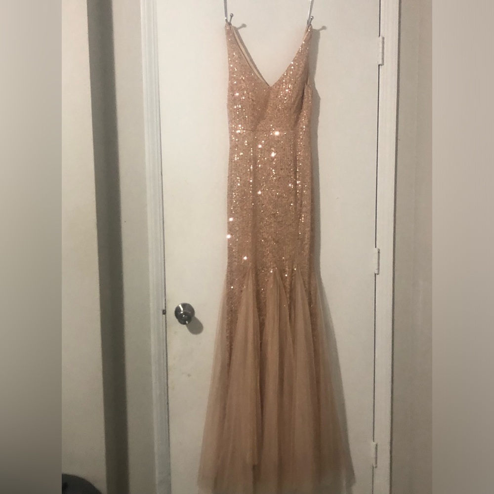 Champagne color, size small, so beautiful